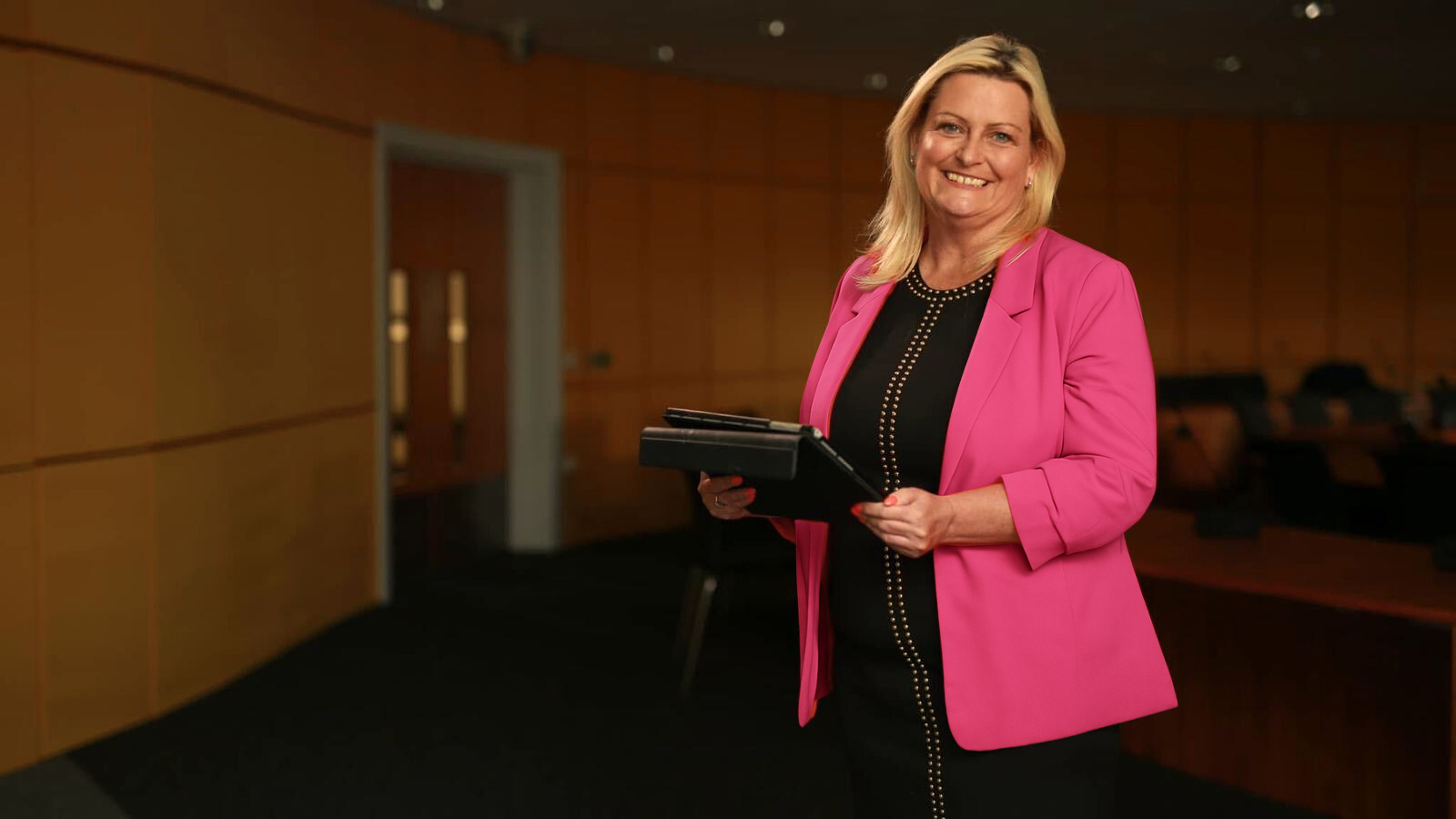 NAVIGATING THE WAVE OF CHANGE IN IT