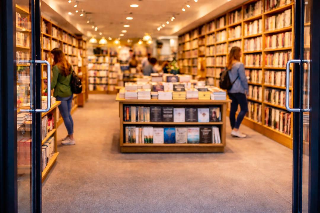 ENTRANCE OT HIGH STREET BOOKSTORE